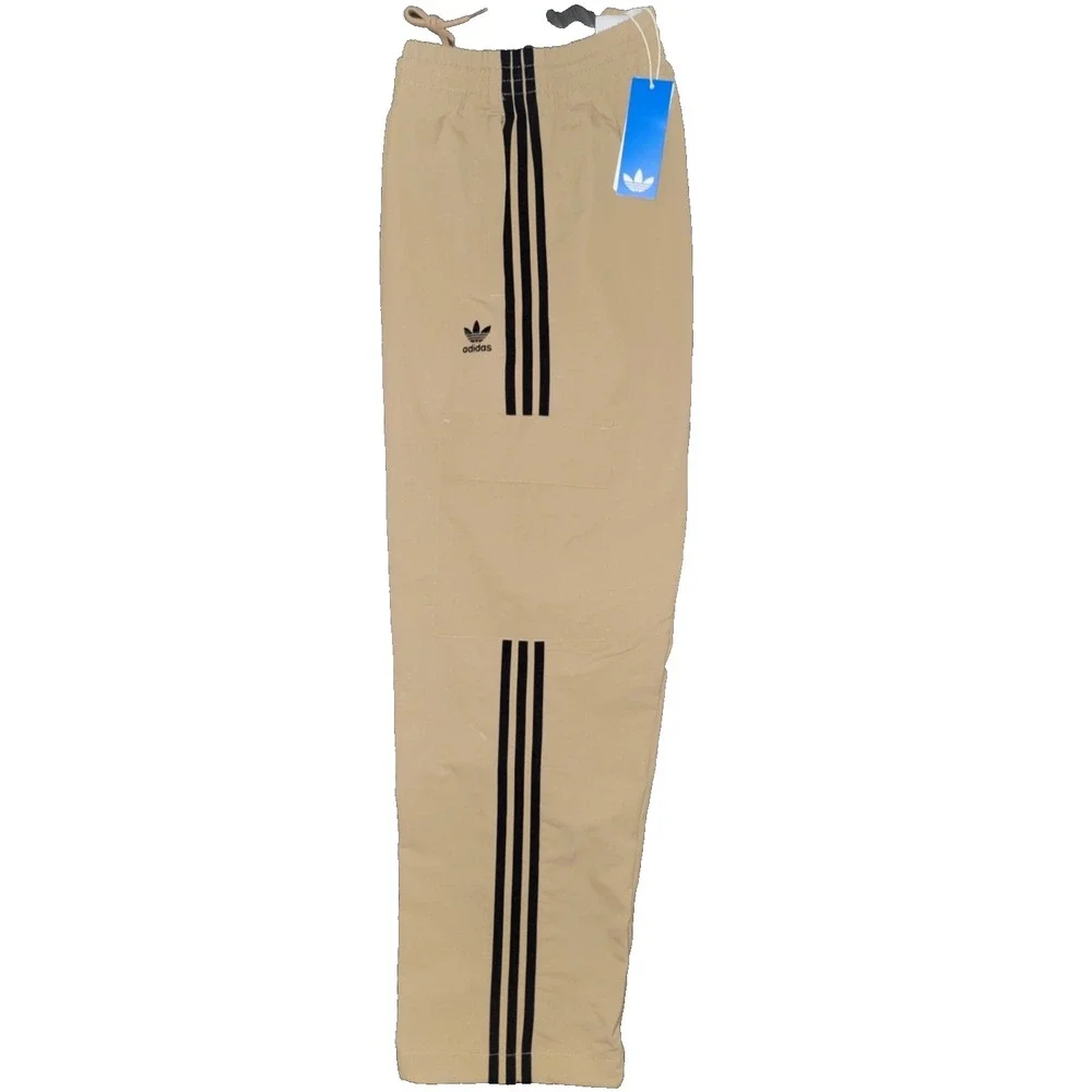 NEW Men ADIDAS ORIGINALS CARGO Trefoil Track PANTS Medium JY1392 Cardboard Brown